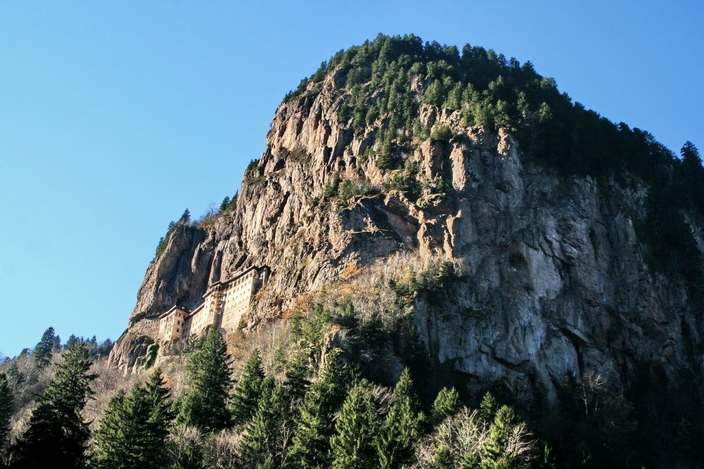 土耳其。黑海。特拉布宗Trabzon︱陡峭山崖上的蘇美拉修道