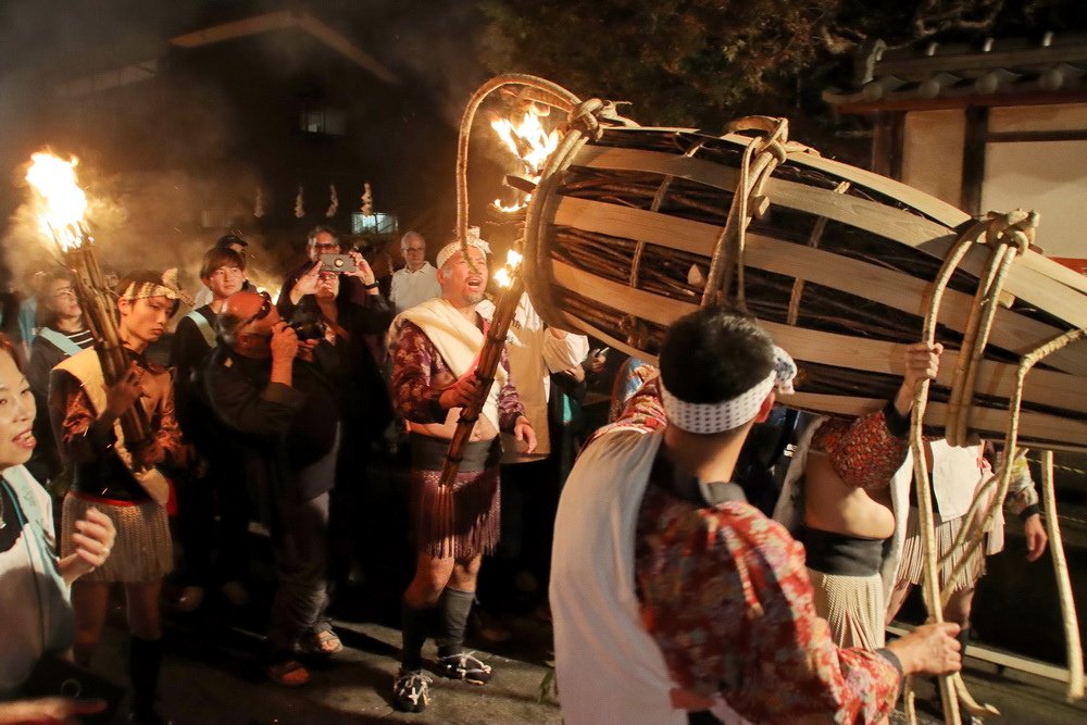 日本京都。鞍馬火祭︱日本三大火祭