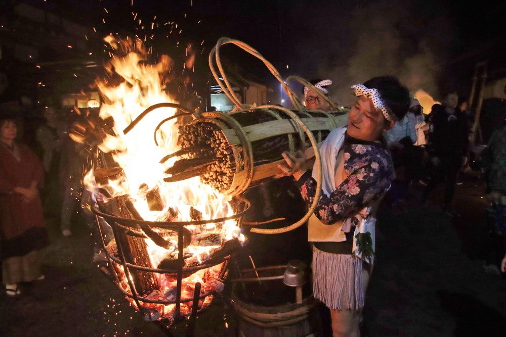 日本京都。鞍馬火祭︱日本三大火祭