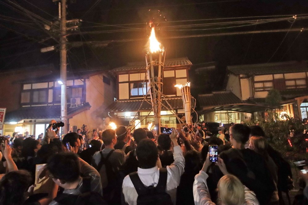 日本京都。鞍馬火祭︱日本三大火祭