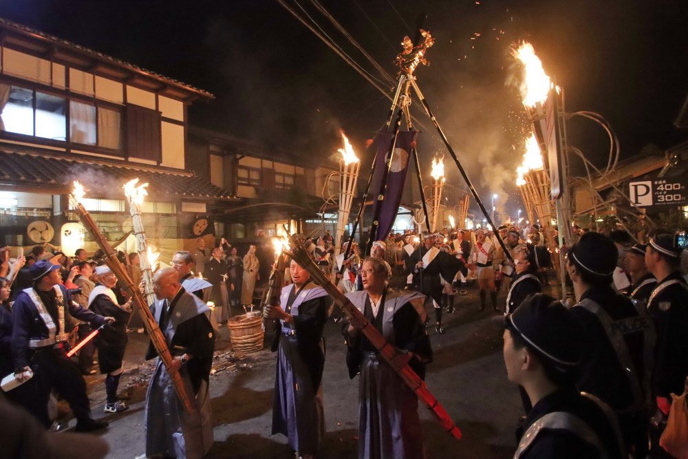 日本京都。鞍馬火祭︱日本三大火祭