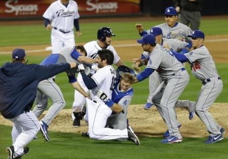 aptopix-dodgers-padres-baseball