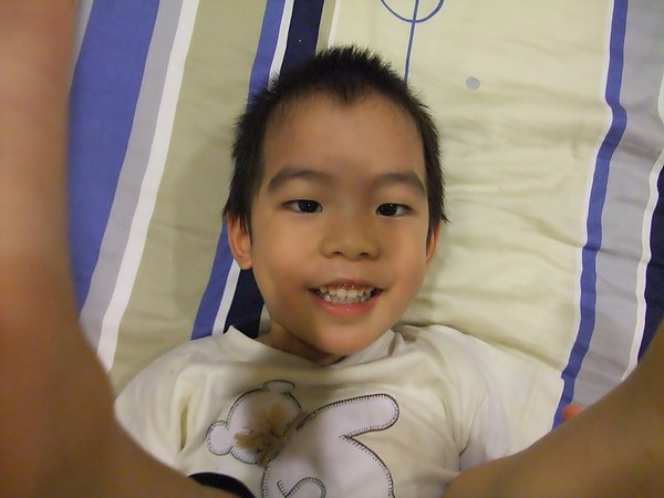 腳V(3y8m5d)(2010.06.10)