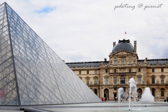Louvre1.jpg