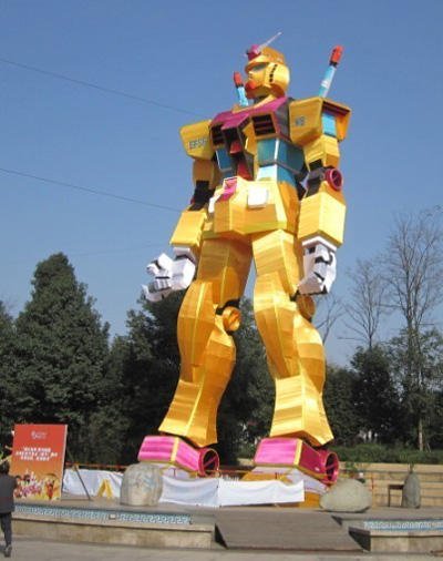 20110208-sichuan-gundam6