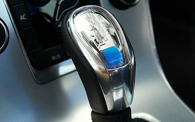 Volvo-S60-Polestar-shifter-1024x640