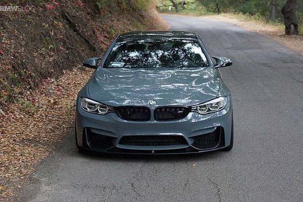 bmw-m4-Grigio-Medio-images-27-750x500