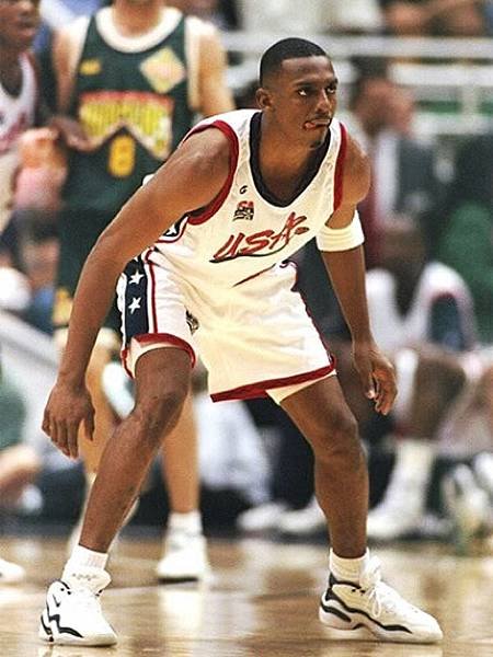 penny-hardaway-olympic-flight-zoom