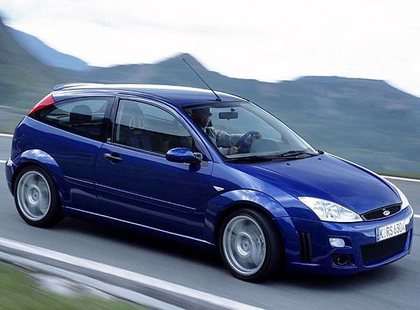 28.Ford_Focus_RS_mk1