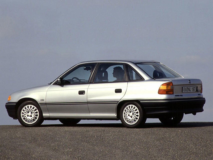 Opel-Astra-F-Sedan