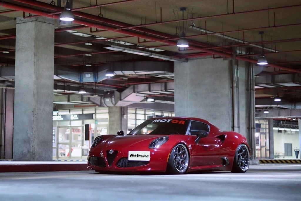 Alfa romeo 4C-2