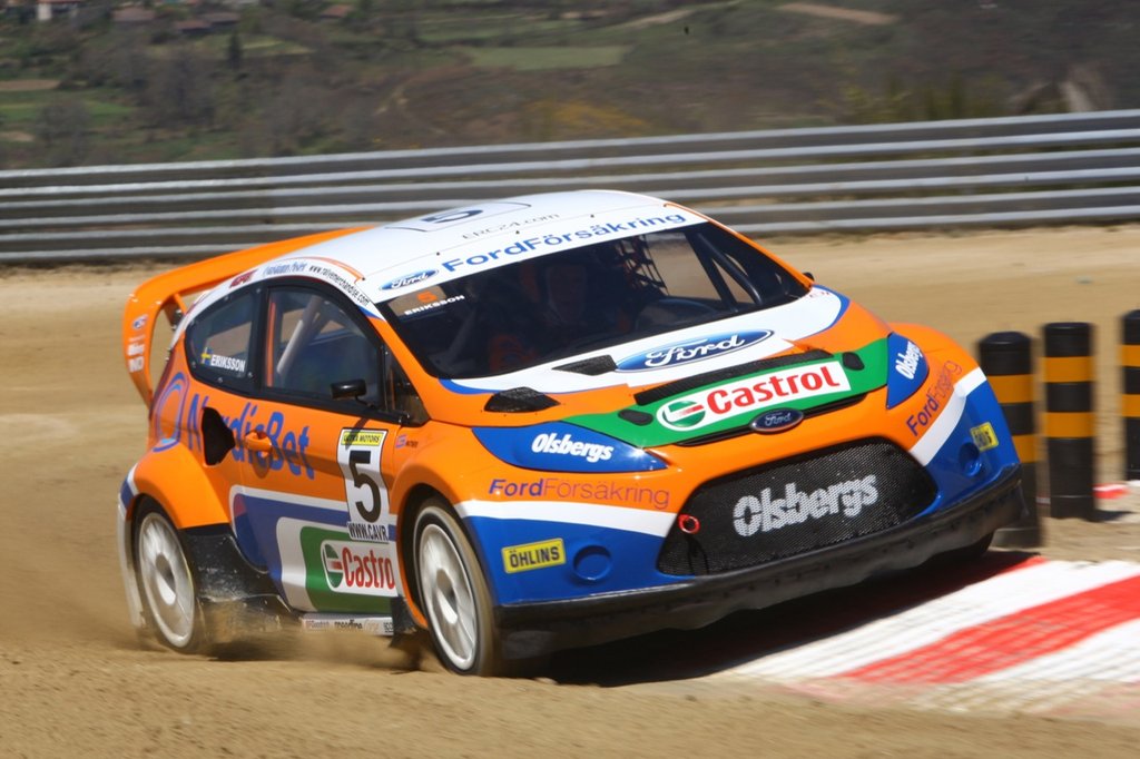 ford_fiesta_rallycross_car_002.jpg