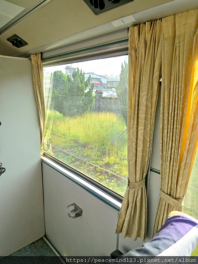 AB上山2V.jpg