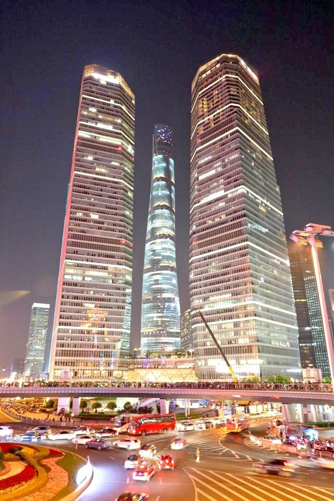 AI 2V天橋2.JPG