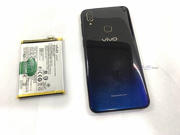 vivo V11i更換電池,電量跳來跳去很快沒電自動關機【9