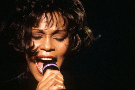 Whitney Houston – Saving All My Love for You 2