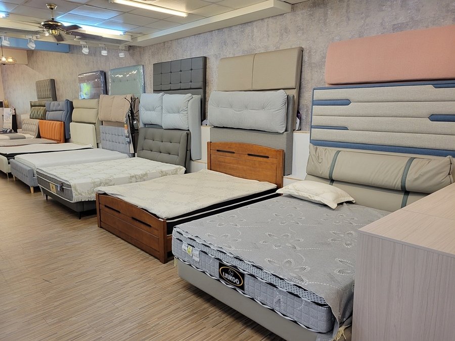 【家具】想找一間有超大展示空間的家具店嗎?  就在《少少家具
