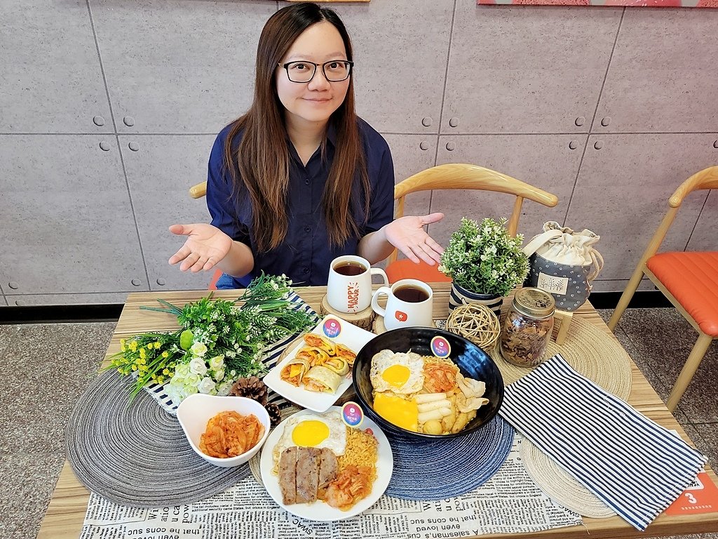 【美食】韓味來襲！蕃茄村泡菜系列閃亮登場｜炒泡麵、蛋餅、部隊