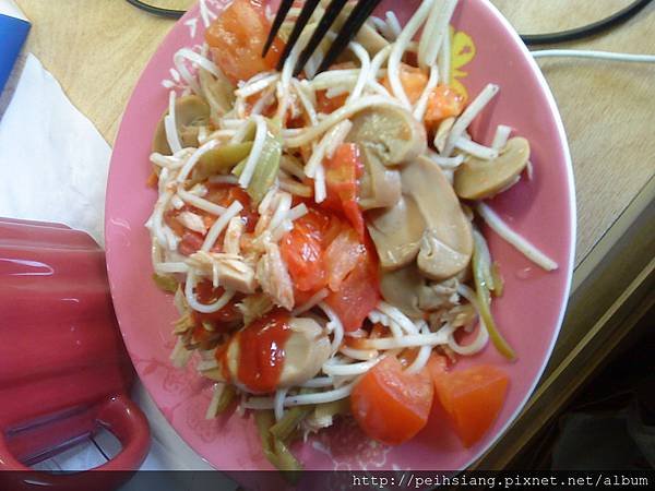 Tuna and Tomato Noodles