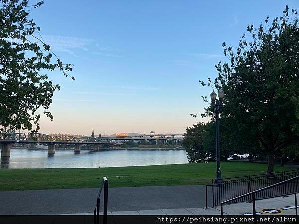 Governor Tom McCall Waterfront Park