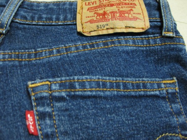 LEVIS 519