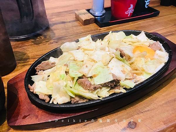 博多站附近的人氣店鐵男鐵板燒