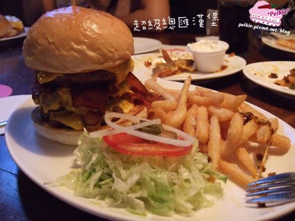 Evans burger 12.jpg
