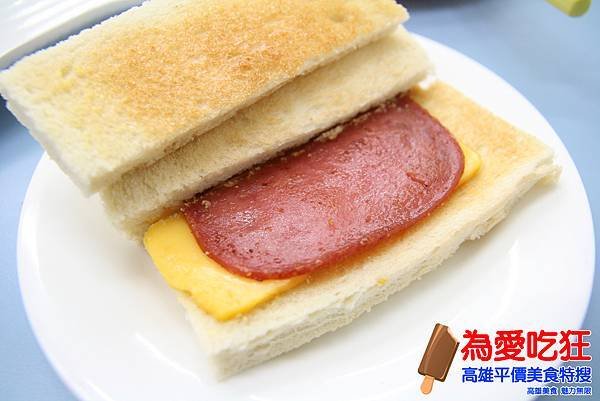 菲嘗豪吃公仔麵
