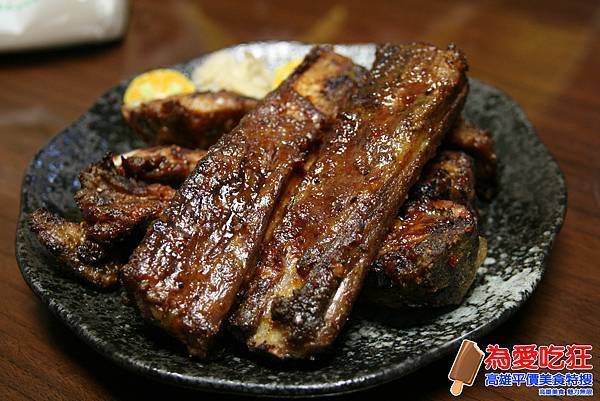 吃不飽炭烤牛排-鹽埕店