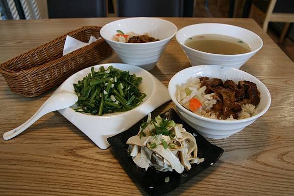大鼎記鮮肉飯