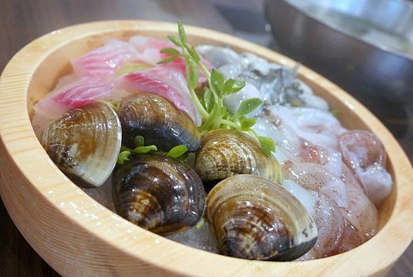 八方悅火鍋三民店