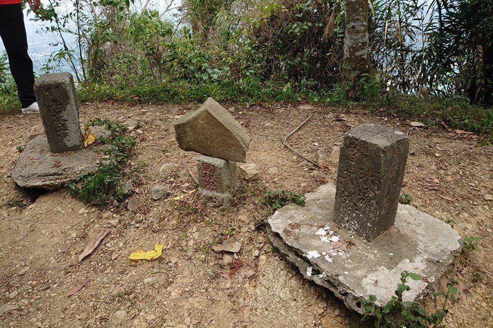 202051 ～202052雲山寺（烏山縱走）_200502_0004.jpg