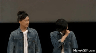 rY7wgd.gif