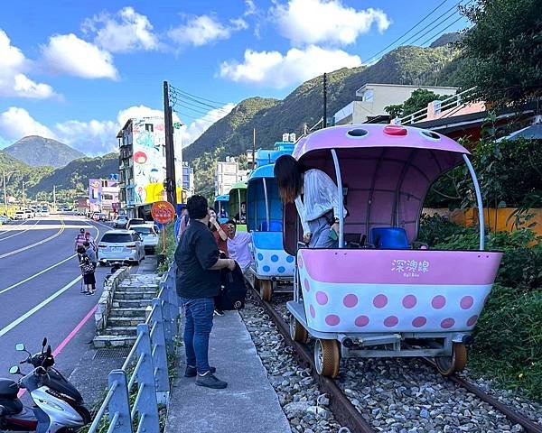 【走一趟基隆】深澳鐵道自行車.正濱漁港.和平島地質公園順賞夕