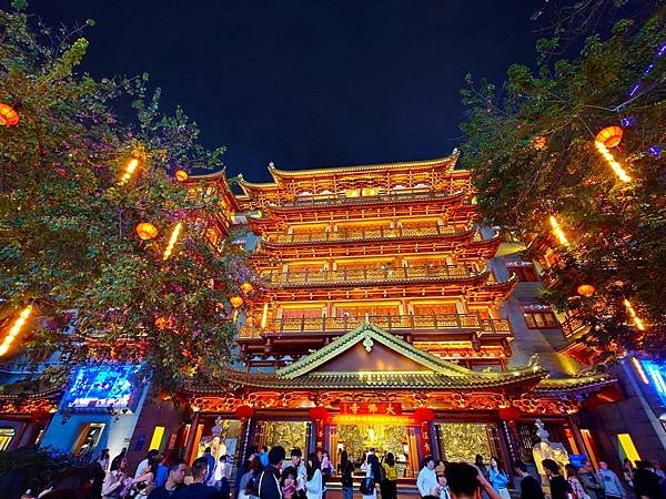 廣州市區散策【上下九.陳家祠.北京路.大佛寺】年年順景早午餐