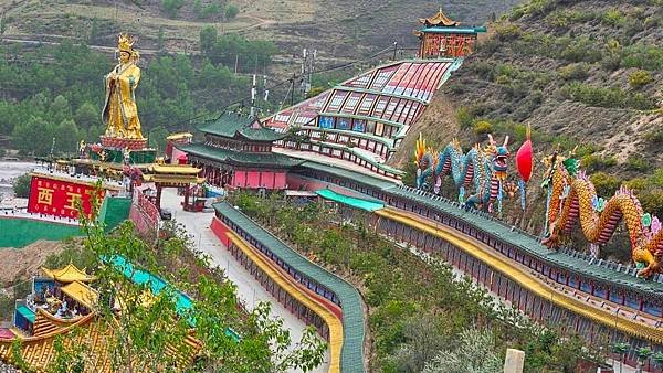 大陸朝拜之旅=驪山老母.華清池.樓觀台.札麻隆鳳凰山.九天玄