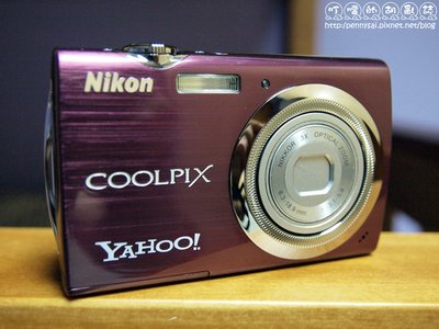 Nikon-CoolPix-S230-實機2.jpg
