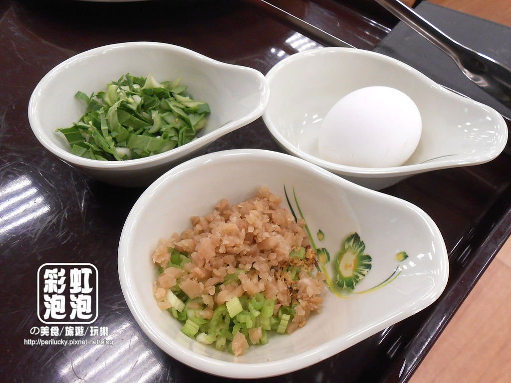 19.蒸籠宴-芋頭排骨粥底配料.jpg