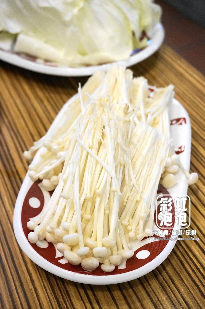 13.帝王食補薑母鴨-金針菇.jpg