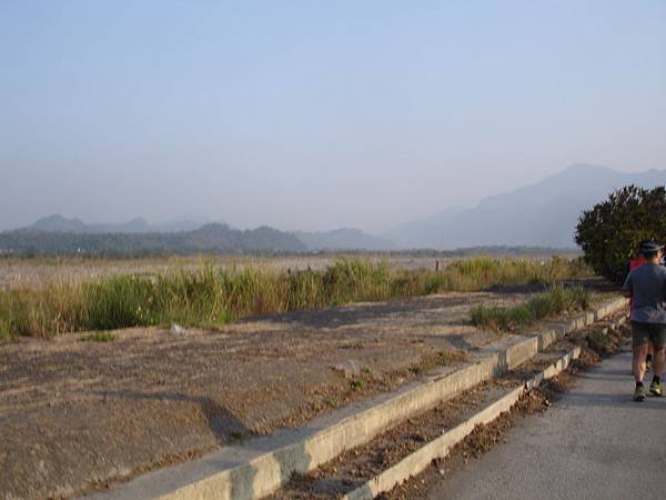 2014屏東高樹蜜鄉國際馬拉松 (10).JPG