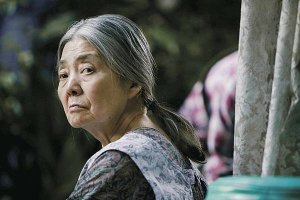 小偷家族 (7).jpg