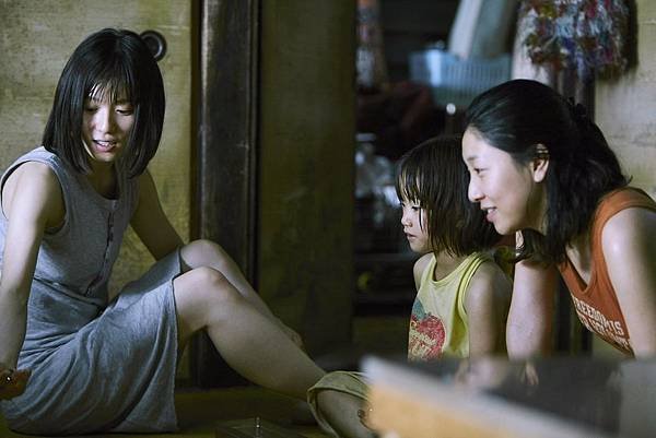 小偷家族 (13).jpg