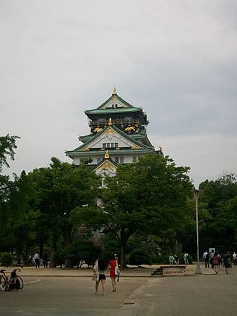 100_1145
