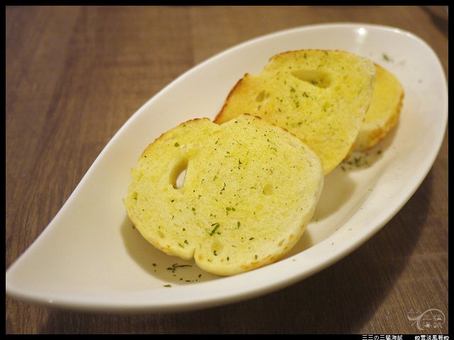010.jpg