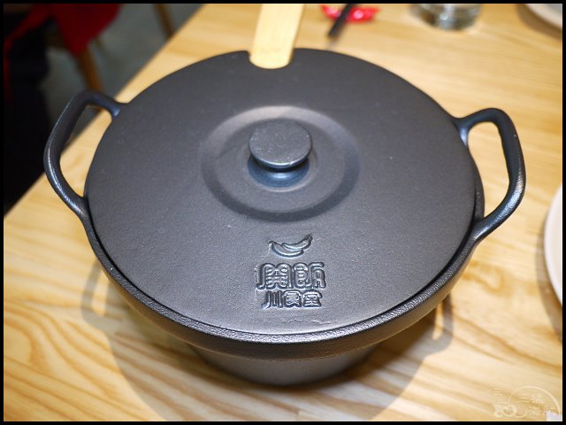 010.jpg