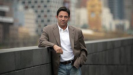 829830-jordan-belfort-wolf-of-wall-street