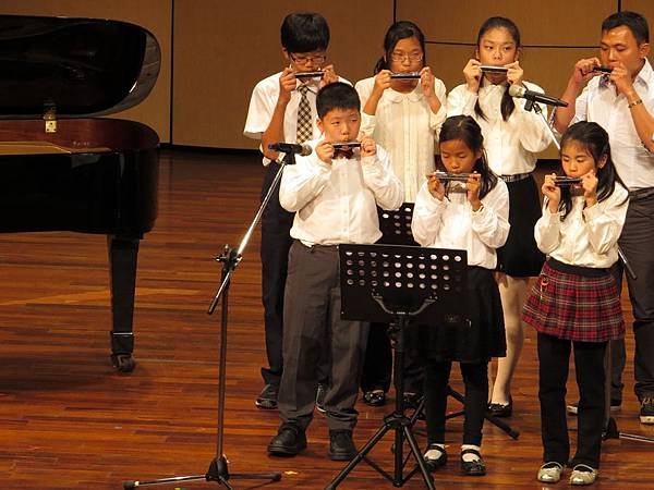 2013年12月1日青春少年演奏 (52).JPG