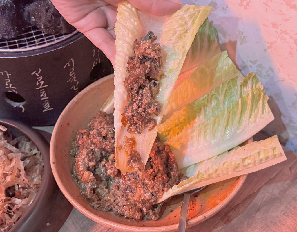 嘉義串燒宵夜居酒屋推薦/碳少年小酌夜宵佳/道道鹹香好滋味