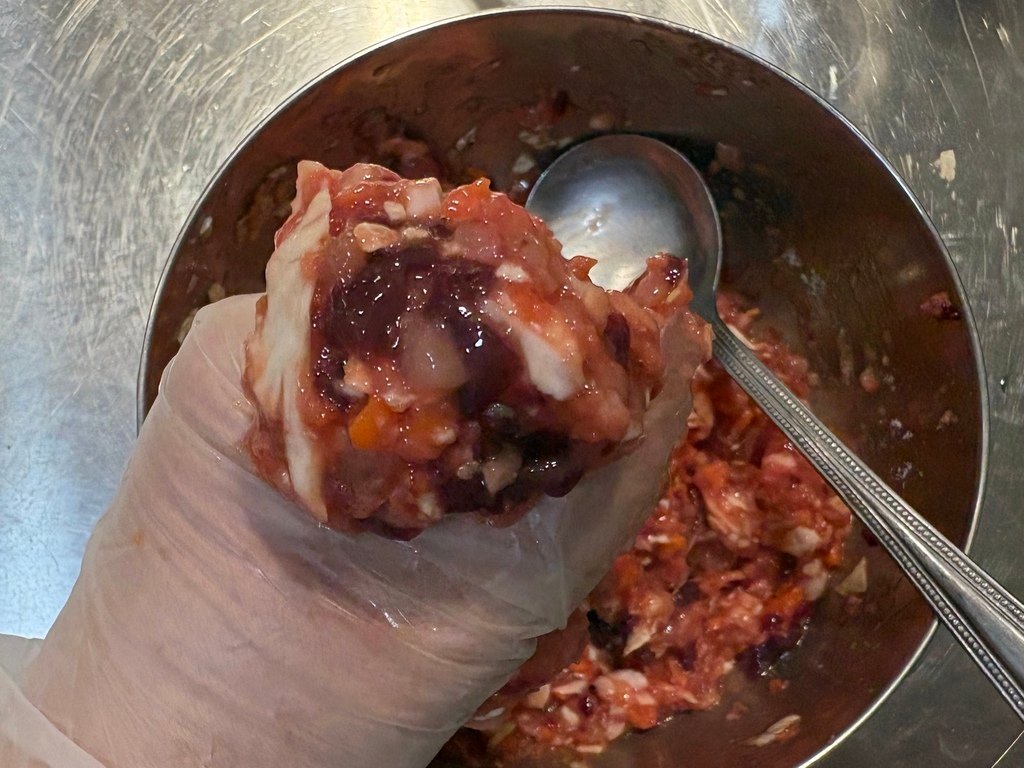 【毛小孩食譜】寵物鮮食DIY 手作雞肉/雞肝蔬菜丸