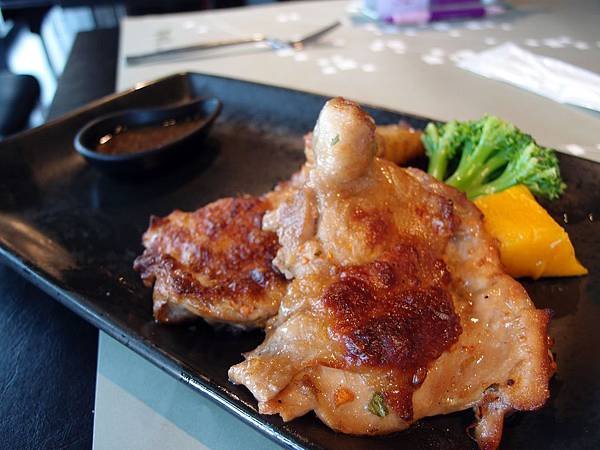 屏東 ─ 陶板屋